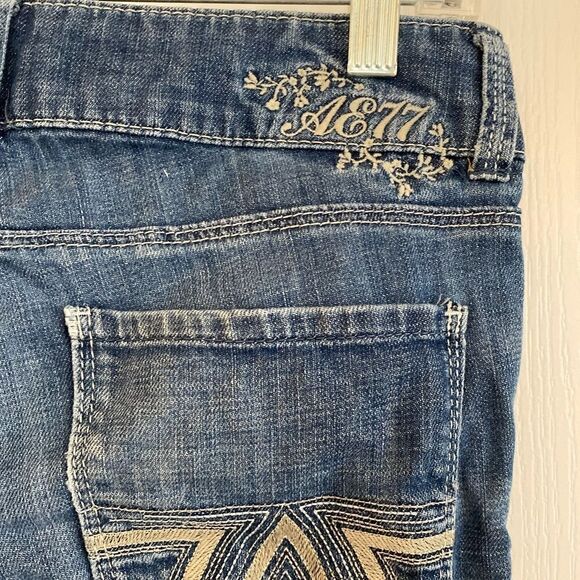 American eagle Vintage 77 jeans Size 2 short - Picture 6 of 13